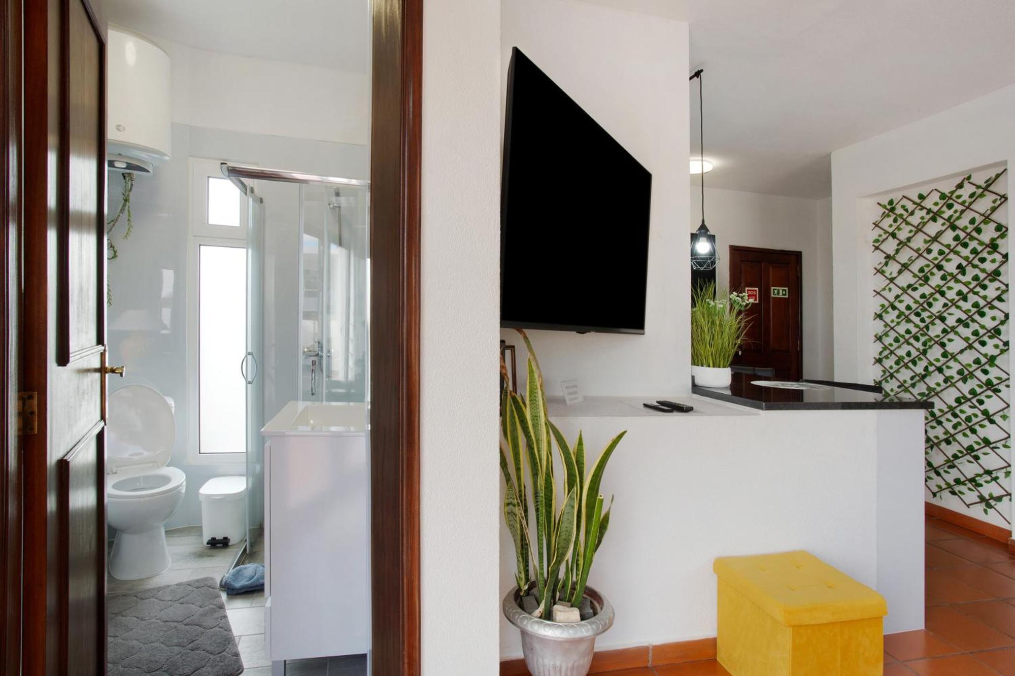 Apartamento Lolita Com Terraco Canico  Exterior photo